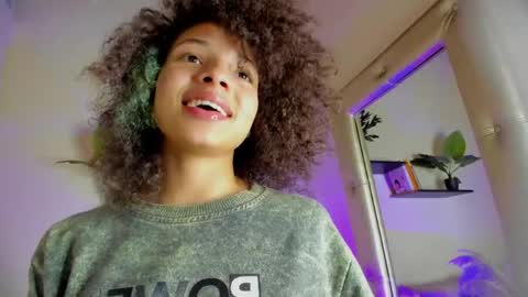 S O F I A  online show from April 18, 2026, 10:10 pm