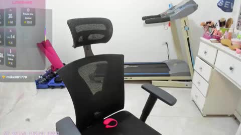 sofia_new online show from February 23, 2026, 2:36 pm