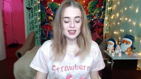 sofia_rosemary online show from October 24, 2025, 2:13 pm
