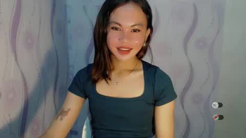 sofia_sweetheart18 online show from December 19, 2025, 3:02 am