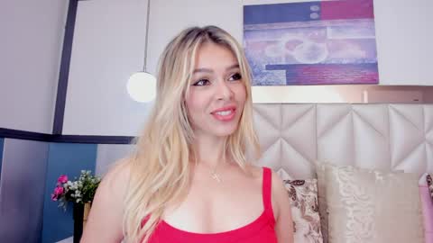 Sofia online show from April 15, 2026, 7:32 pm