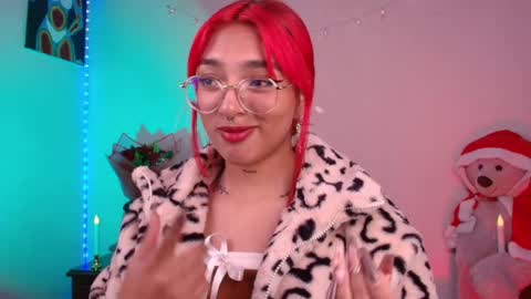 Sofia online show from December 11, 2024, 1:26 am