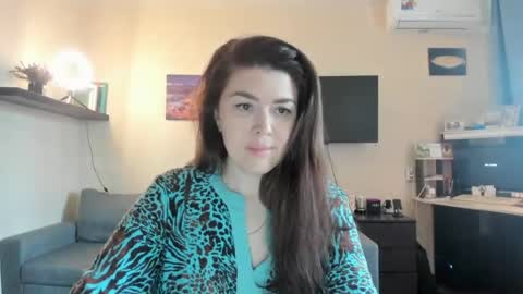 SofiaBells online show from July 28, 2026, 8:21 am