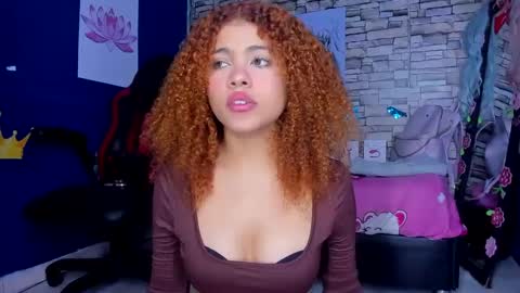 sofiacastillo01 online show from January 18, 2025, 12:47 pm