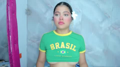 Snapshot of sofiacastillo01 chatting on June 5, 2026, 1:39 pm sofiacastillo01 online show from June 5, 2026, 1:39 pm