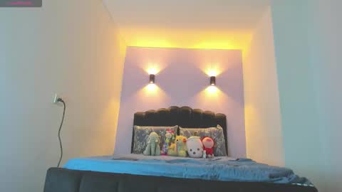 Sofia online show from October 17, 2025, 8:28 am