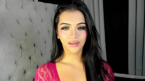 sofiamojic online show from July 26, 2026, 1:03 am