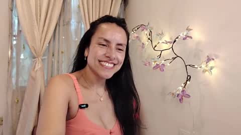 Sofi Bella online show from May 11, 2026, 7:11 pm