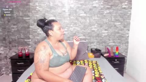 Snapshot of sofie_storm chatting on January 31, 2025, 10:20 am Vicky online show from January 31, 2025, 10:20 am