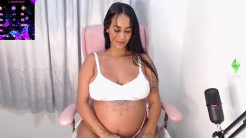 Sofie Rosee online show from January 19, 2026, 3:32 am