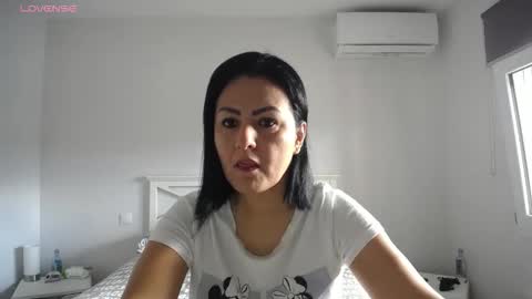 Sofia   online show from February 5, 2026, 10:31 am