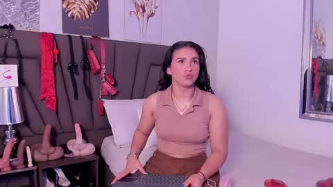      online show from October 16, 2025, 11:11 am