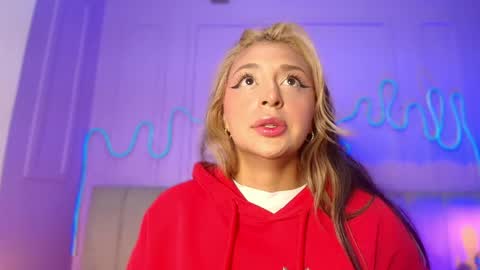 Sofi online show from April 15, 2026, 11:39 am