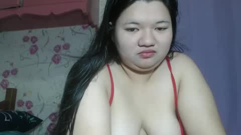 Snapshot of soft_angie chatting on October 31, 2025, 2:18 pm Angie online show from October 31, 2025, 2:18 pm