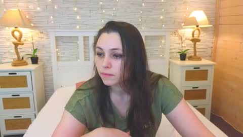 Snapshot of soft_lilly chatting on February 9, 2026, 6:06 am Lilly online show from February 9, 2026, 6:06 am