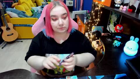 Sofie online show from February 6, 2025, 2:33 am