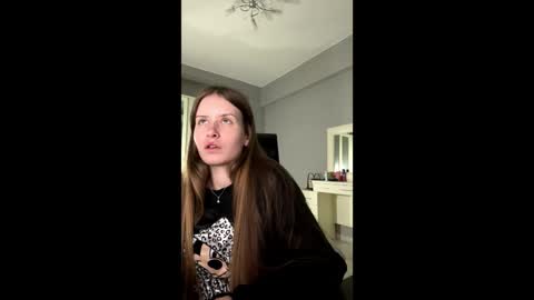 softlygirl online show from March 26, 2026, 5:40 pm