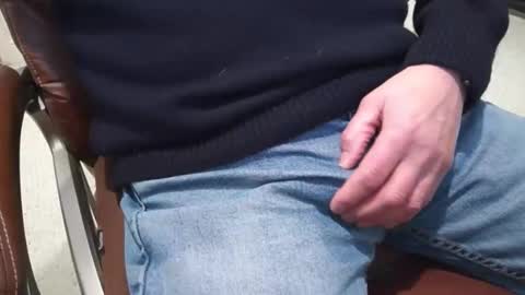 Snapshot of softwareman chatting on January 24, 2025, 5:21 pm softwareman online show from January 24, 2025, 5:21 pm