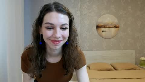 Kelly online show from April 16, 2026, 12:06 pm