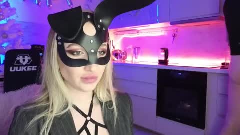 SOFYandMIKE online show from January 10, 2026, 8:32 pm