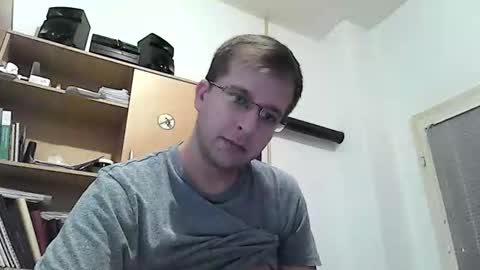 Snapshot of sojustme chatting on September 16, 2025, 3:02 pm Marko online show from September 16, 2025, 3:02 pm