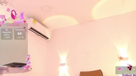 Snapshot of sol_vanegas chatting on June 15, 2026, 8:22 pm SOL online show from June 15, 2026, 8:22 pm