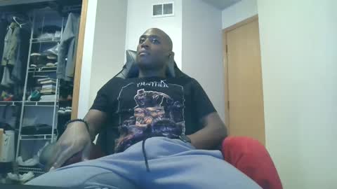 solidsnake992 online show from December 9, 2024, 11:13 pm