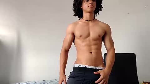 Hi Im Weller Check my Bio  online show from April 6, 2026, 8:54 pm