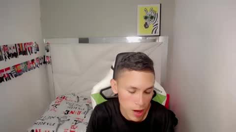 ESTEBAN online show from May 7, 2026, 8:36 pm