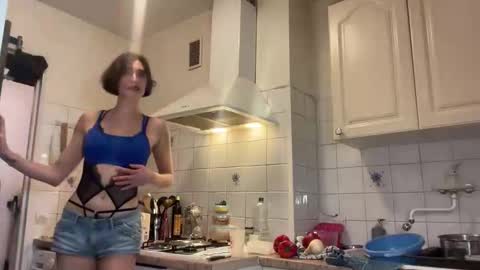 Tayla online show from March 8, 2026, 6:01 pm