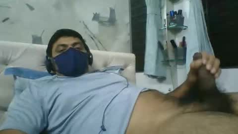 Snapshot of someone_09 chatting on November 11, 2025, 5:24 pm Blackbeast123 online show from November 11, 2025, 5:24 pm