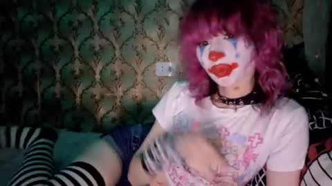 sonastrumpf online show from July 10, 2026, 8:33 pm
