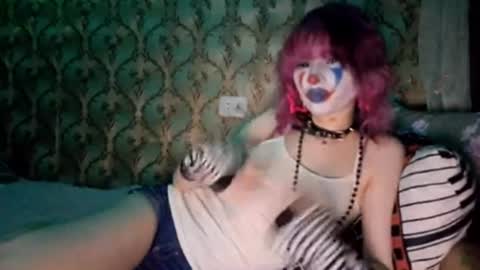 sonastrumpf online show from July 11, 2026, 8:55 pm