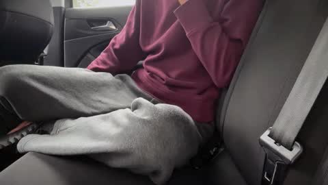 Sondages online show from December 1, 2025, 9:25 am