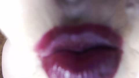 sondrariddle online show from April 18, 2026, 9:37 pm