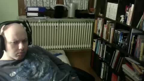 Tom online show from February 22, 2026, 8:29 pm