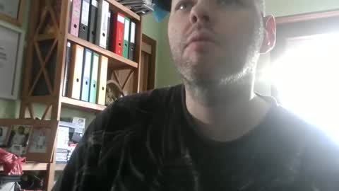 Tom online show from March 1, 2026, 2:52 pm