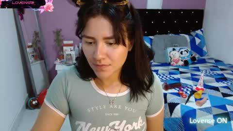 sonialatin69 online show from March 4, 2025, 5:24 pm