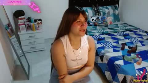 sonialatin69 online show from September 10, 2025, 12:38 pm