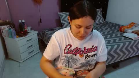 soniaplayass online show from January 9, 2025, 4:28 pm