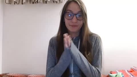 SonyaSays online show from October 2, 2025, 6:04 pm