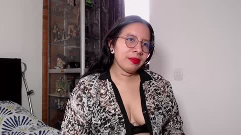 Snapshot of sophia_666_ chatting on December 22, 2024, 5:42 pm  Sophia  online show from December 22, 2024, 5:42 pm