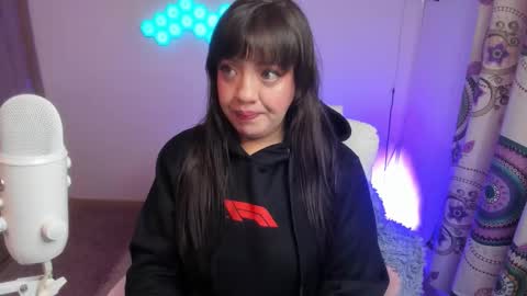 sophia_grants online show from October 2, 2025, 5:03 am