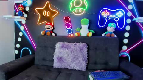 Sophi  online show from March 3, 2025, 2:36 am