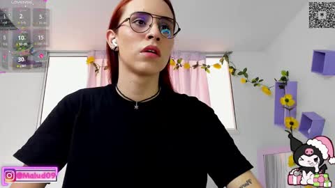 Snapshot of sophia_milano chatting on December 15, 2024, 12:28 pm sophia_milano online show from December 15, 2024, 12:28 pm