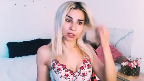 Snapshot of sophiaa90 chatting on June 24, 2026, 6:12 am Sophiaa online show from June 24, 2026, 6:12 am