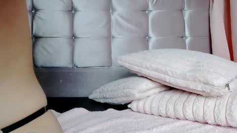 Snapshot of sophiaalee chatting on April 10, 2026, 1:11 am SophiaLee online show from April 10, 2026, 1:11 am