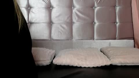 Snapshot of sophiaalee chatting on April 12, 2026, 12:15 am SophiaLee online show from April 12, 2026, 12:15 am