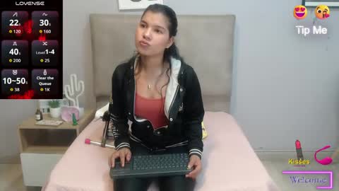 Snapshot of sophiabedford chatting on April 20, 2026, 1:03 pm Sophia Bedford online show from April 20, 2026, 1:03 pm