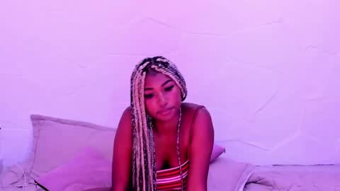 Sophie online show from March 26, 2026, 5:46 am